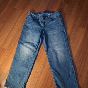 Old Navy Medium Blue Straight-Leg Women's Jeans